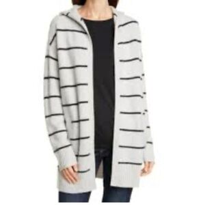 Northstorm Signature Cashmere Sweater woman’s size S